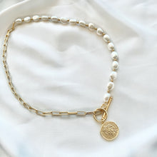 Load image into Gallery viewer, The Statement Necklace