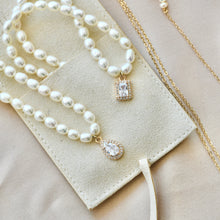 Load image into Gallery viewer, Royal Pearl Necklace